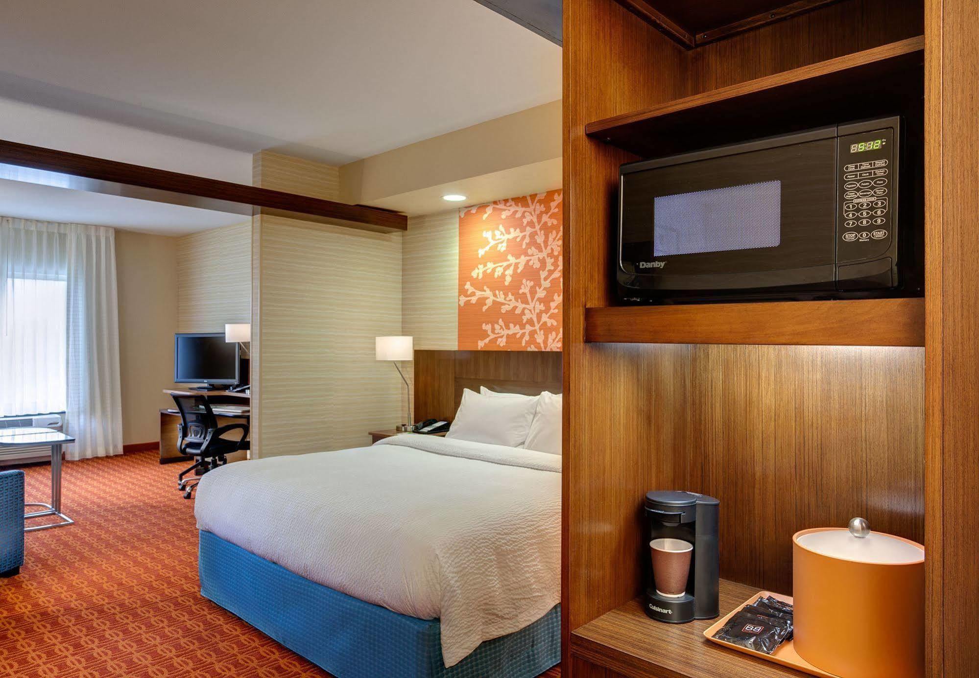 Fairfield Inn & Suites By Marriott Сідней Екстер'єр фото